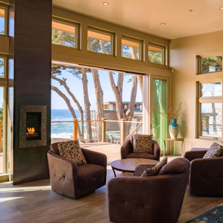 davenport landing bay windows living room